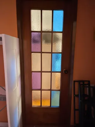 9 Puertas madera con y sin vidriera