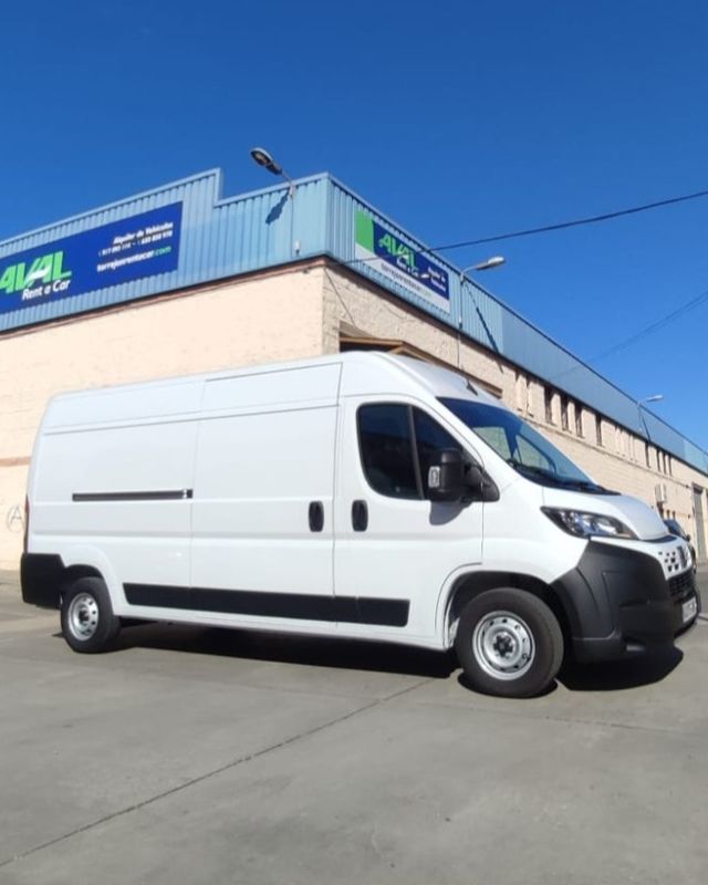 Alquiler de Furgonetas todos los tamaños