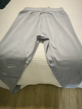 Pantalones Adidas hombre grises sin estrenar