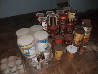 Lote de botes de pintura