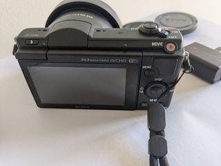 Sony a5100 + Sigma 30mm (600 scatti)