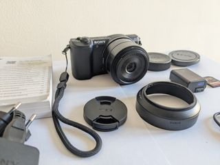 Sony a5100 + Sigma 30mm (600 scatti)