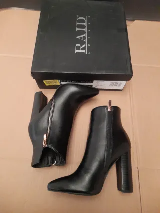 Botines RAID negros tacón cremallera