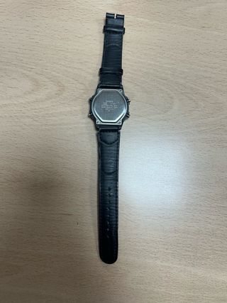 Reloj Casio Alarm Chrono Negro