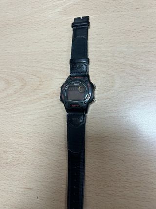 Reloj Casio Alarm Chrono Negro