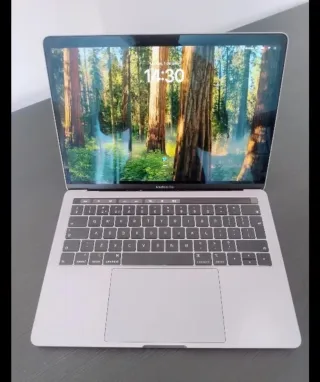MacBook Pro 13 Touch Bar