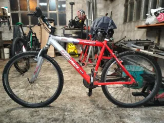 Bicicleta Iron Track Roja