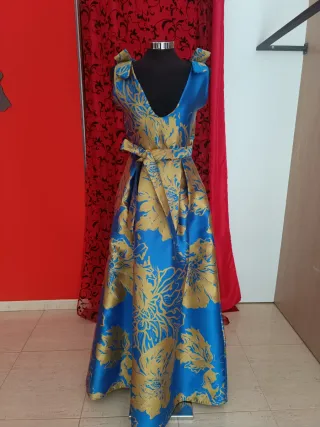 Vestido largo satinado estampado