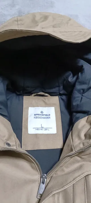 Casaca impermeable Springfield beige