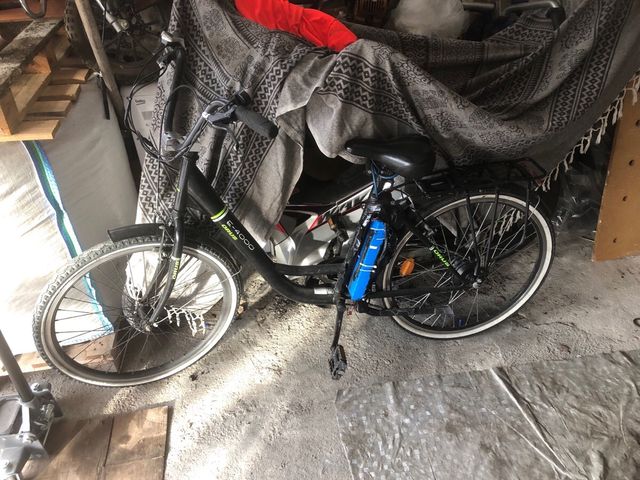 Bici elettrica Opus E-4000 da riparare
