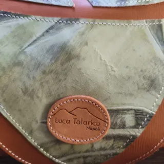 Borsa in cuoio Luca Talarico con foglie