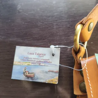 Borsa in cuoio Luca Talarico con foglie