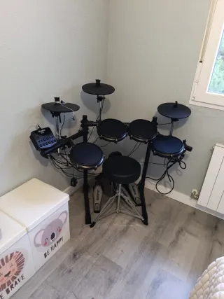 Batería Electrónica Alesis