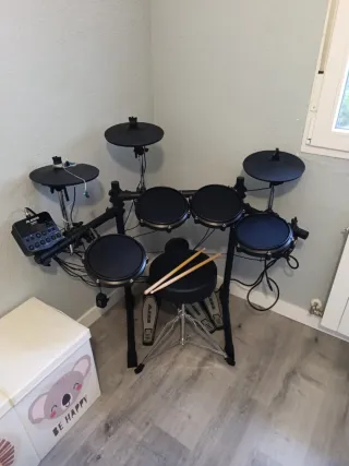 Batería Electrónica Alesis