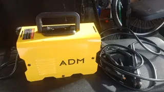 Máquina de soldar ADM