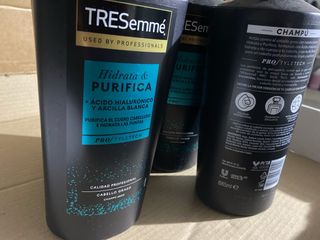 Champú TRESemmé Hidrata y Purifica 685ml