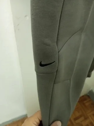 Pantalón Chándal Nike Gris talla L Hombre Nuevo.