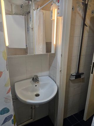 COMPARTO MI PISO POR DICIEMBRE