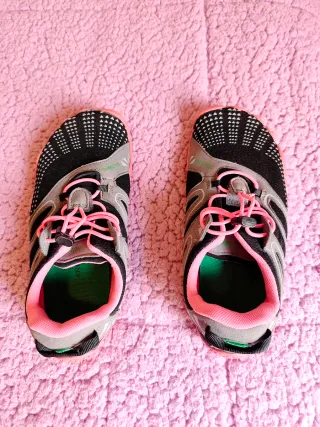 Zapatillas SAGUARO Negras y Rosas