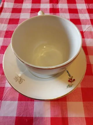 Taza y plato La Cartuja de Sevilla