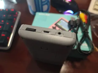 Consola Portátil 8 Bits 500 Juegos