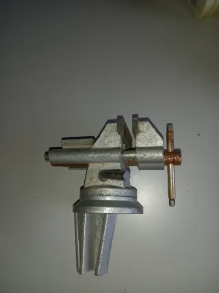 Morsa de banco de metal