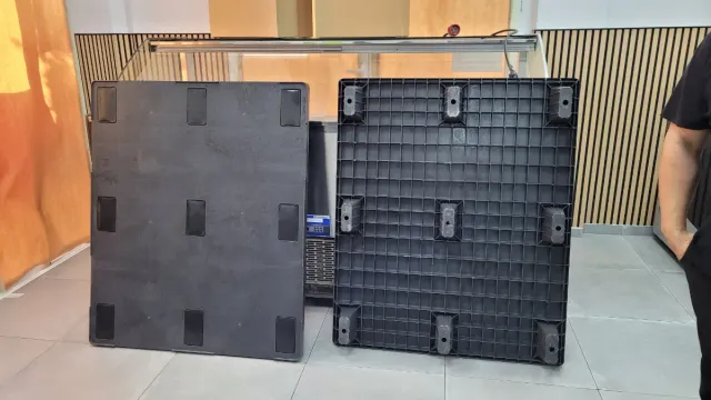 Palets de plástico apilables