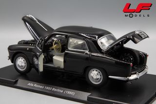 1:24 Alfa Romeo 1900 Berlina 1950 - Auto Vintage