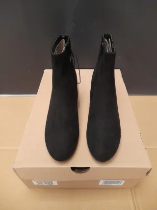 Botines negros tacón madera