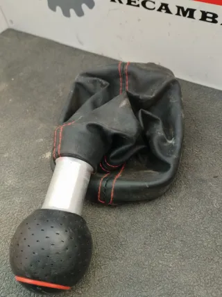 Pomo y funda Audi A3 8p 6 marchas