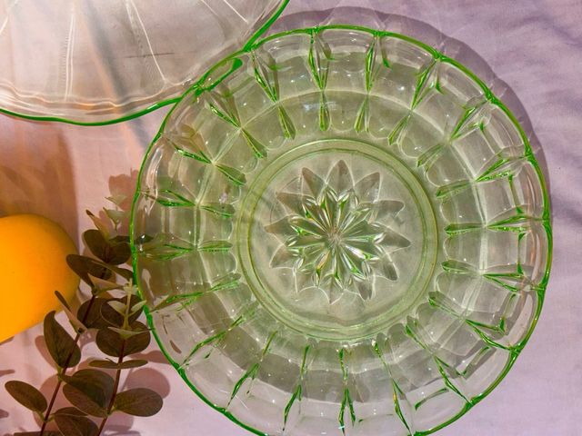 Pareja platos cristal verde