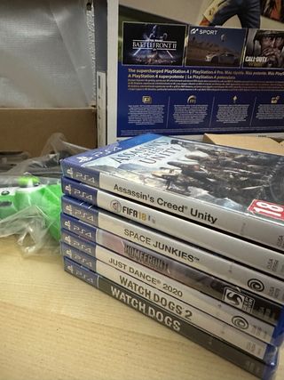 PS4 Pro 1TB y 7 Juegos Precintados!