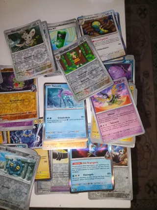 Lotto 165 carte Pokémon holo e Reverse
