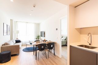 Piso en alquiler en Valdebebas - Valdefuentes en Madrid