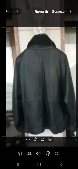 Cazadora de cuero negra con cuello