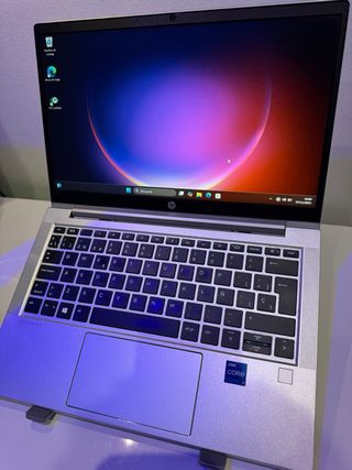 Portátil HP i7 24GB RAM Alta Gama