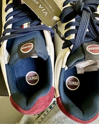 Zapatillas Colmar Piel Blancas y Azul Marino