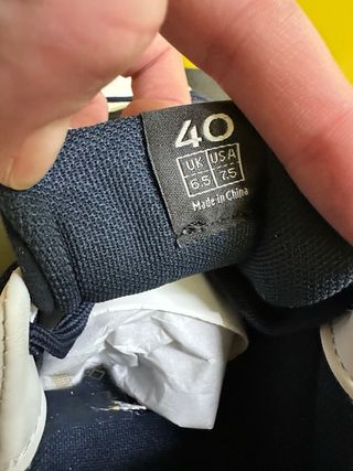 Zapatillas Colmar Piel Blancas y Azul Marino