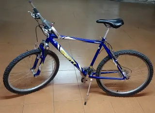 Bicicleta Scott 26 8V 3 Platos,componentes Shimano