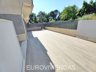 Piso en venta en Sanxenxo en Sanxenxo