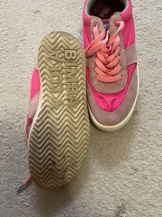 Zapatillas Bimba y Lola rosas y beige