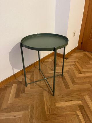 Mesa auxiliar redonda verde metal