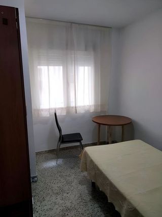 Piso en alquiler en Pajaritos - Plaza de Toros en Granada