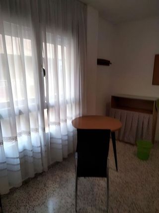 Piso en alquiler en Pajaritos - Plaza de Toros en Granada