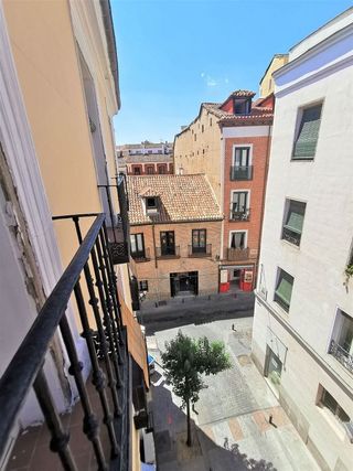 Piso en alquiler en Cortes - Huertas en Madrid