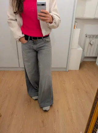 Pantalón campana Zara T38 gris