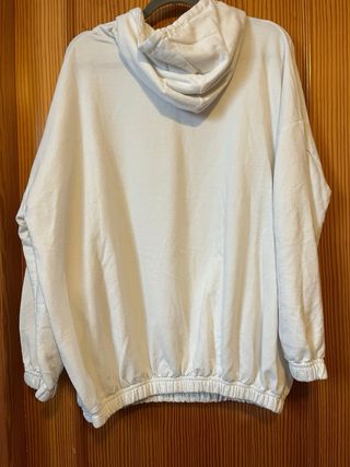 Sudadera oversize ligera blanca