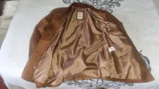Chaqueta de ante marrón