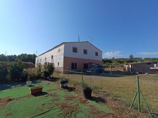 Nave industrial en venta en San Adrián - La Cava en Logroño