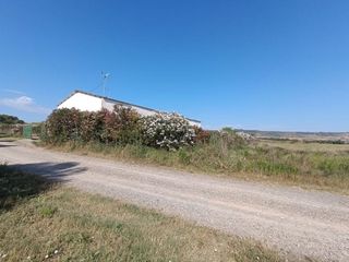 Nave industrial en venta en San Adrián - La Cava en Logroño